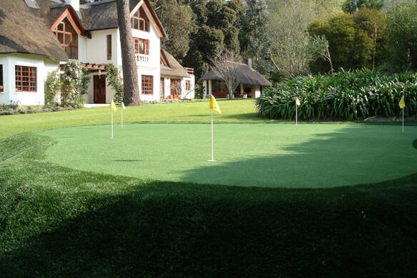 Fresno backyard putting green